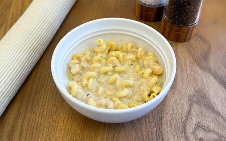 VLCD carbonara in a white bowl