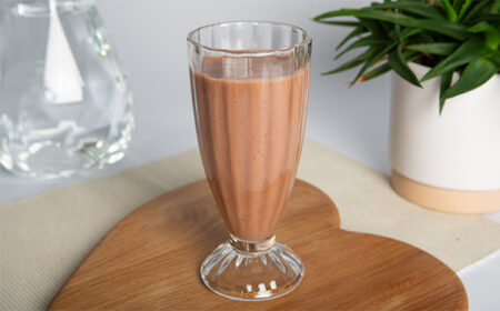 VLCD chocolate shake in a milkshake glass