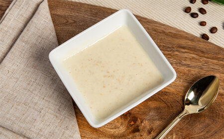 origina porridge VLCD in a square white bowl